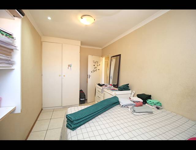 2 BEDROOM TOWNHOUSE FOR SALE IN FERNDALE